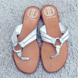 Lilly Pulitzer size 6 silver leather sandals! New! Great for summer!